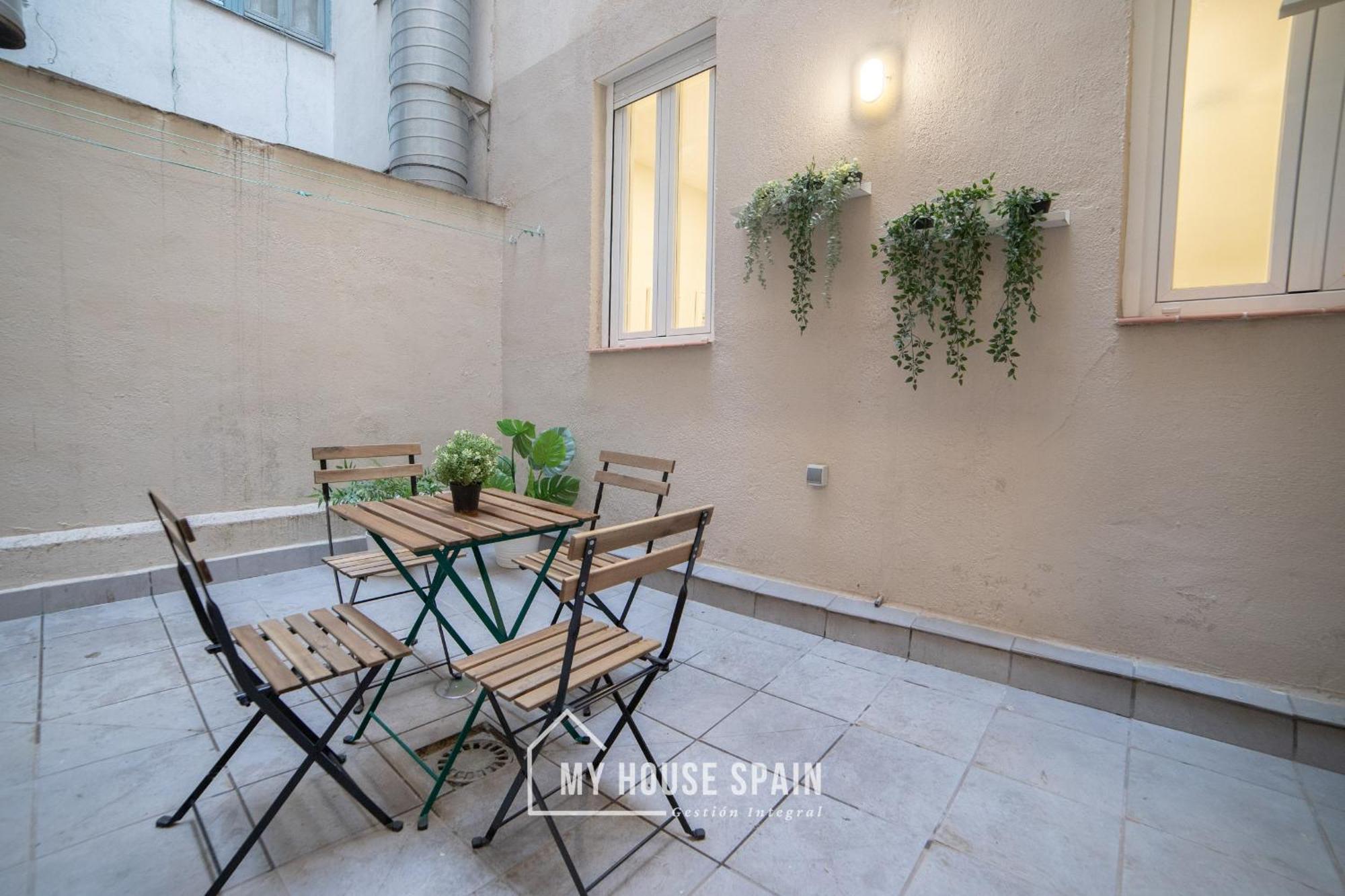 Myhousespain - Acogedor Piso Con Patio En Chamberi Madrid Buitenkant foto
